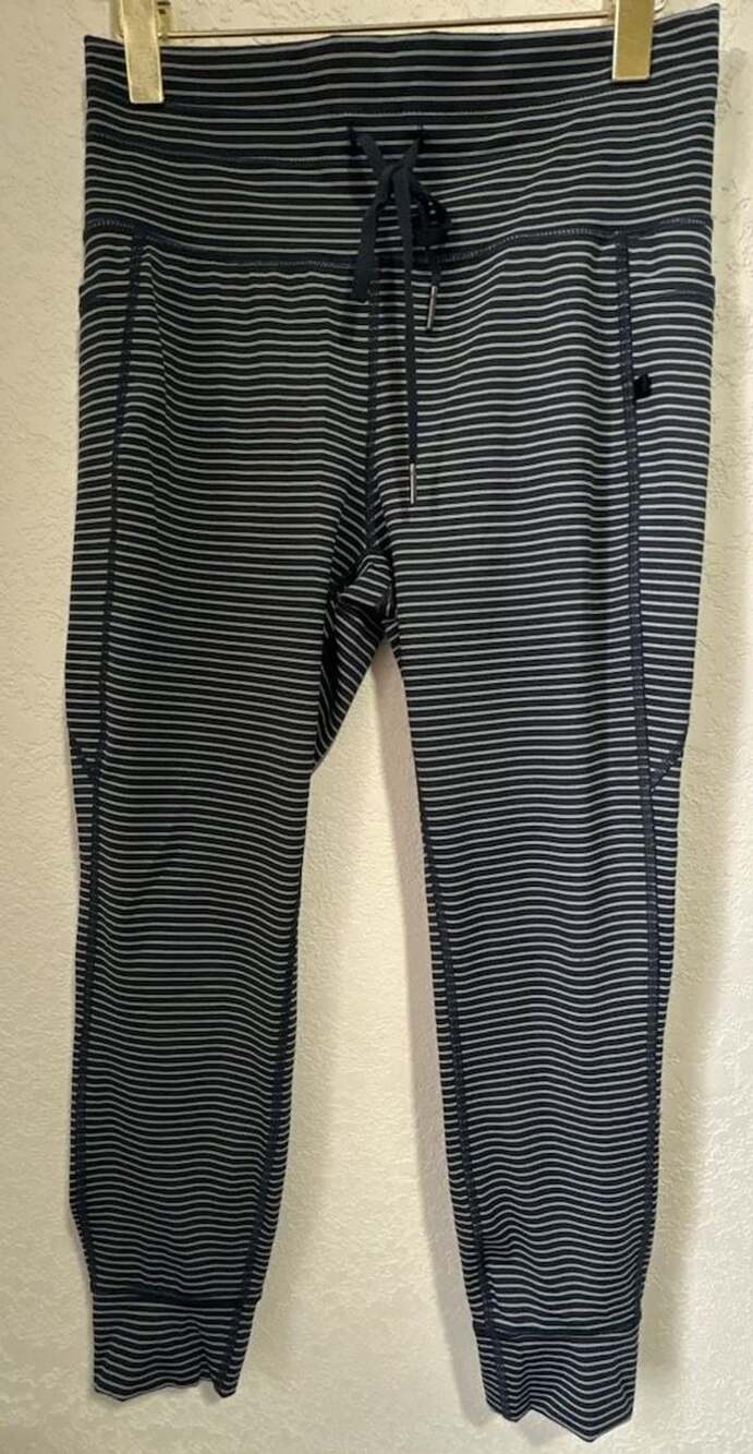 Halara High Waisted Drawstring Striped Leggings Size L 7/8